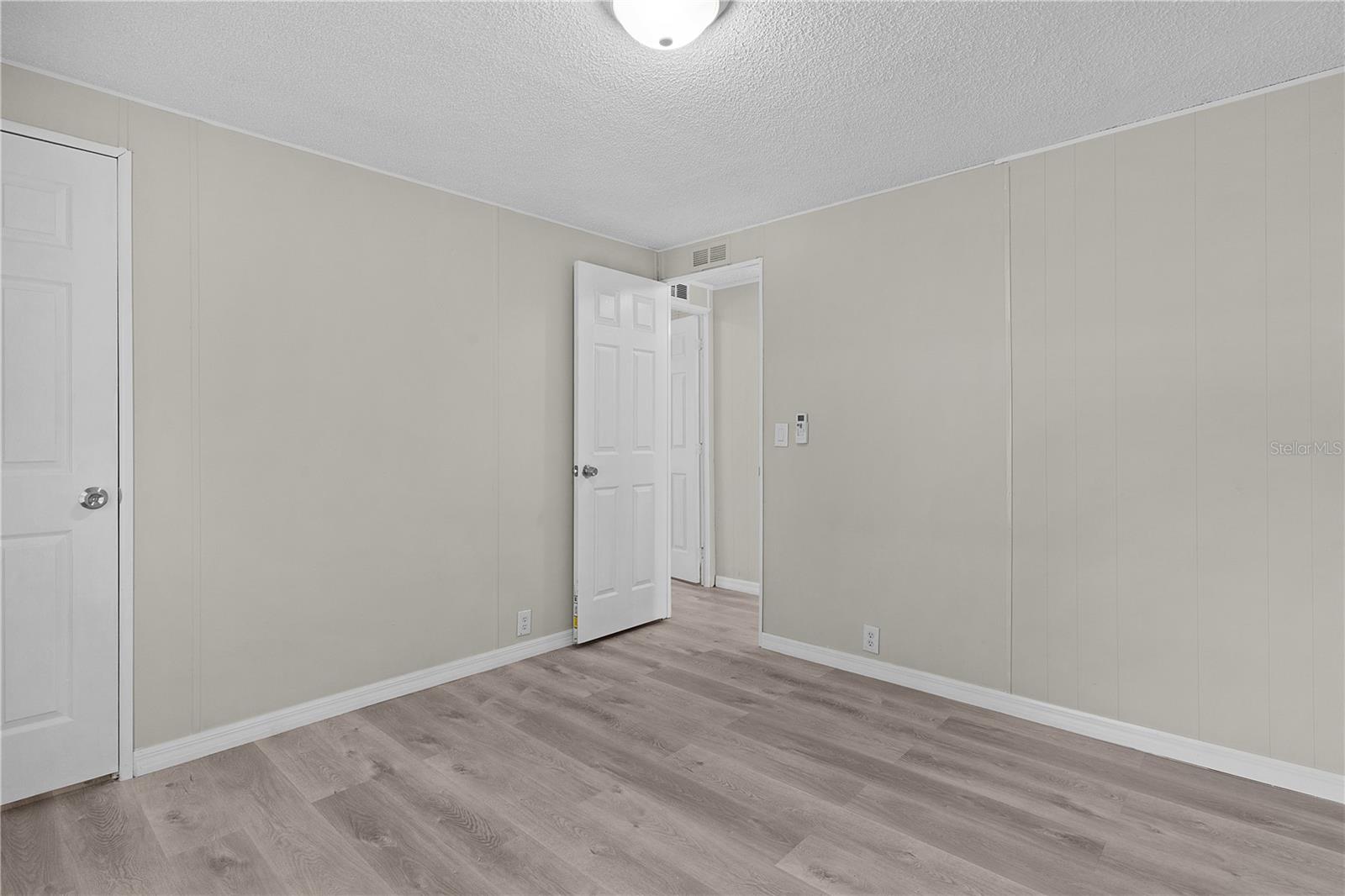 Image 20 of 25 For 33506 Luana Court