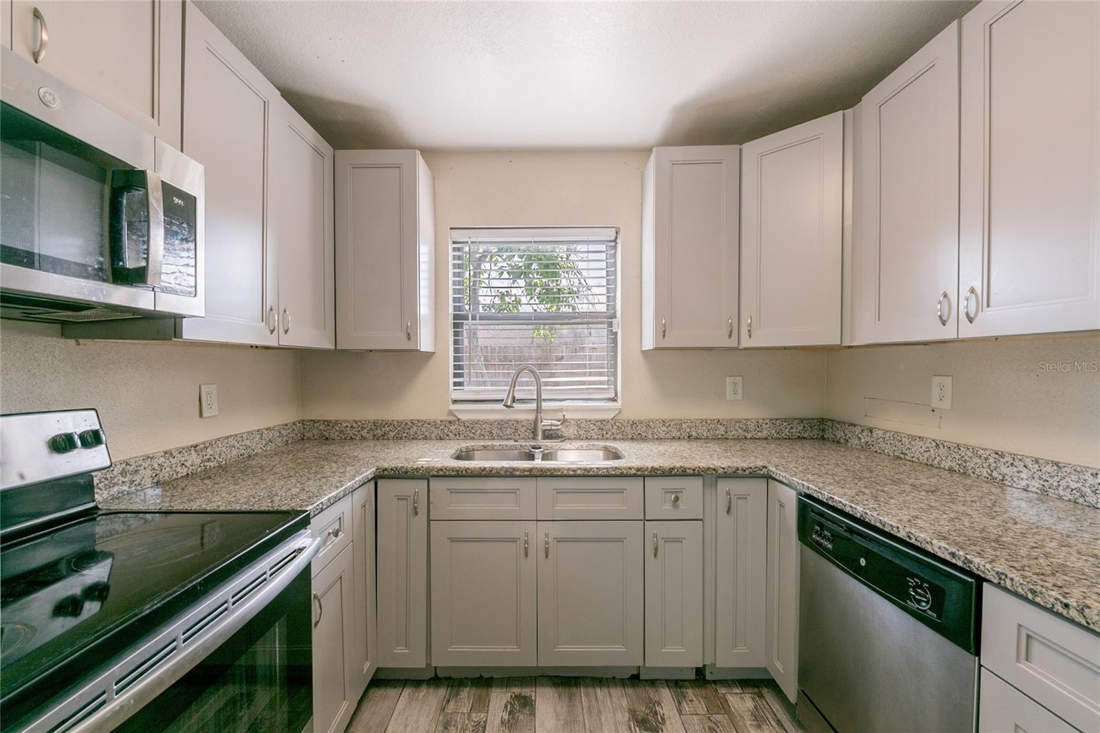 Image 15 of 42 For 4805 Okeefe Street