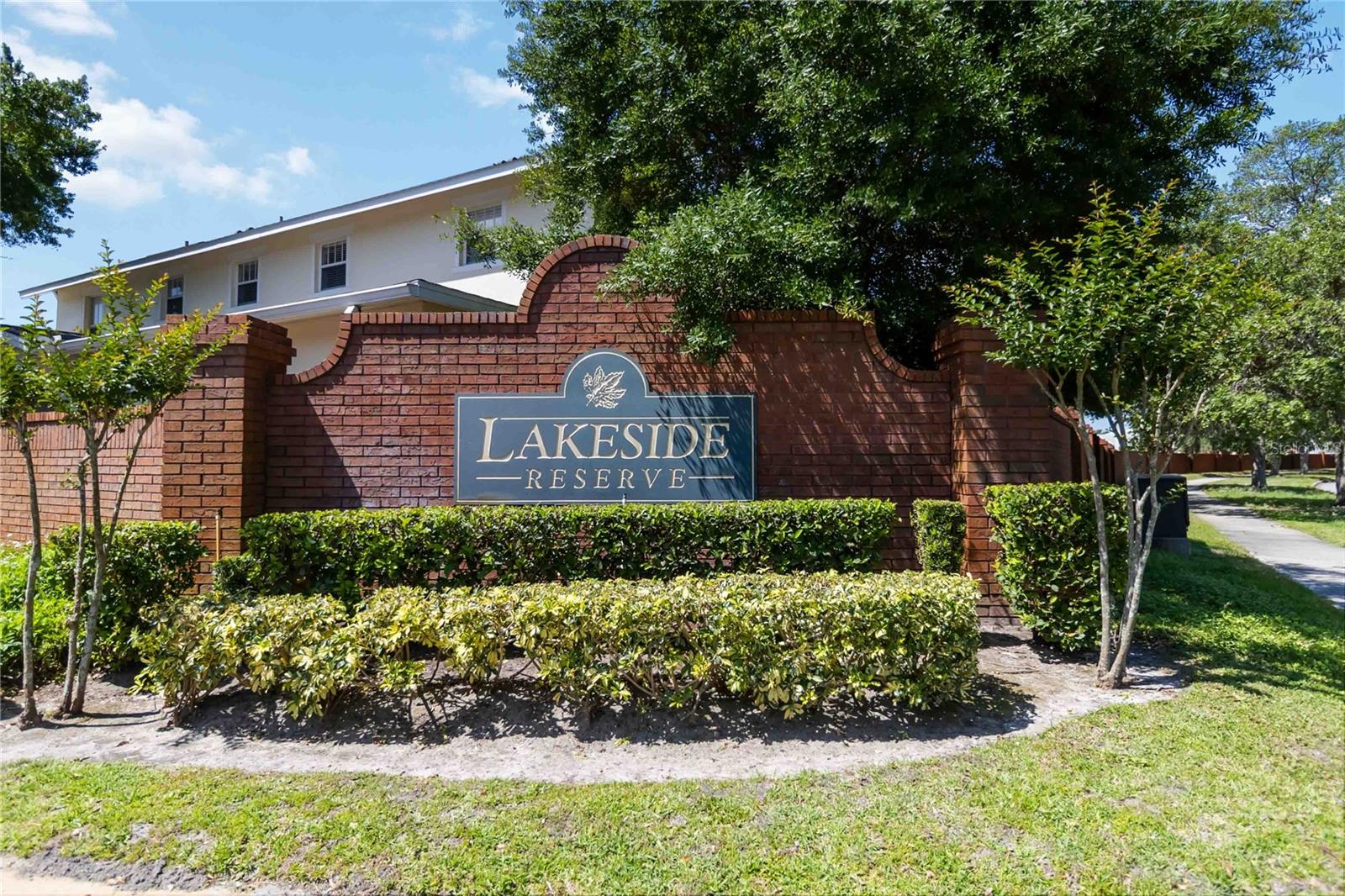 Image 50 of 57 For 2016 Cypress Bay Boulevard