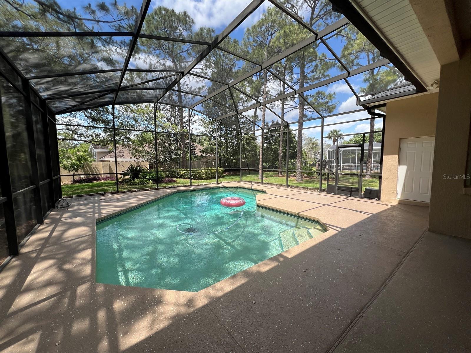 Image 41 of 58 For 8537 Redleaf Lane
