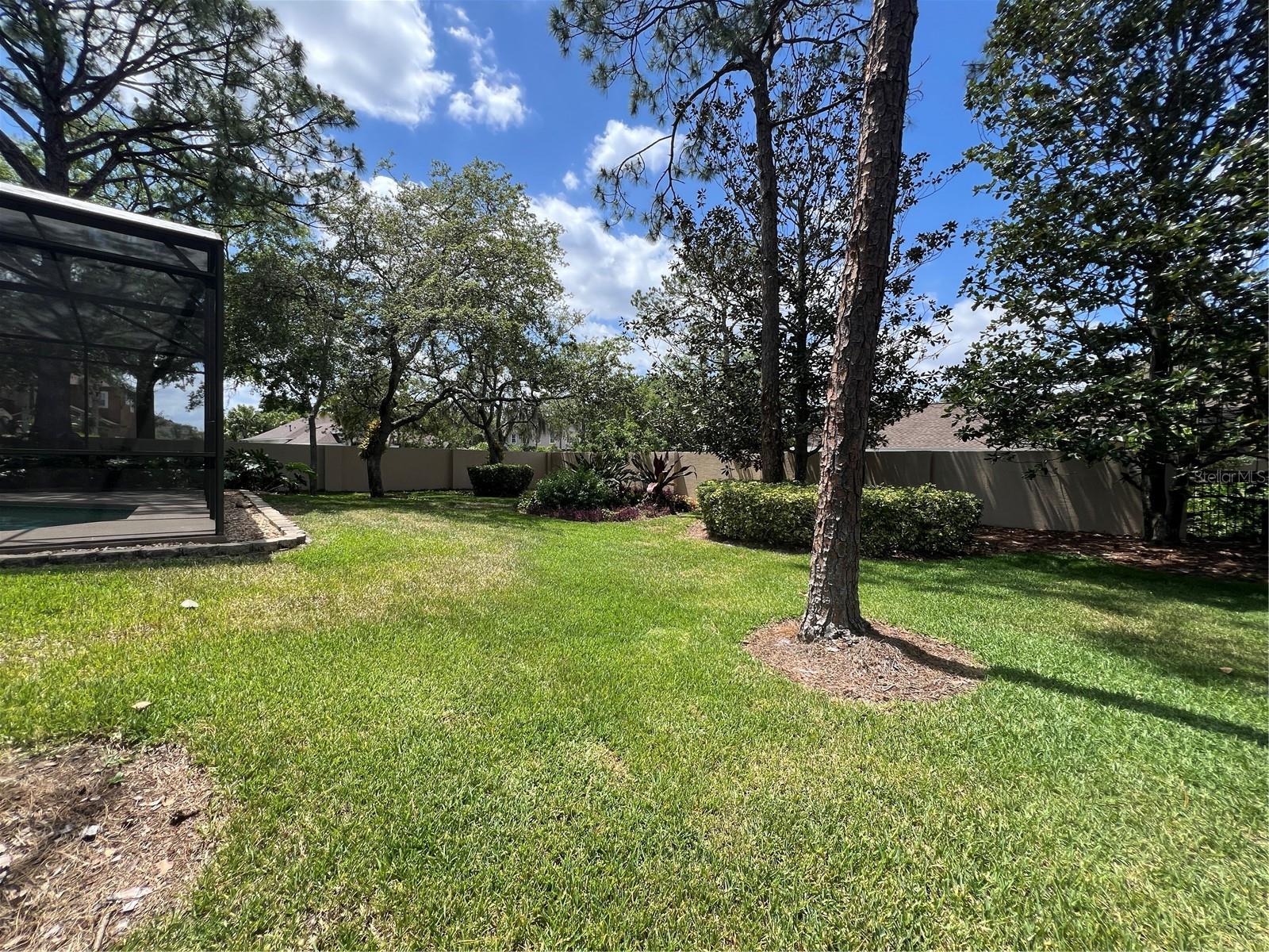 Image 45 of 58 For 8537 Redleaf Lane
