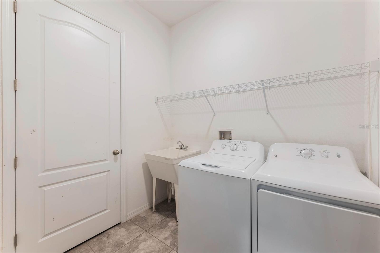 Image 32 of 45 For 902 Grand Hilltop Drive