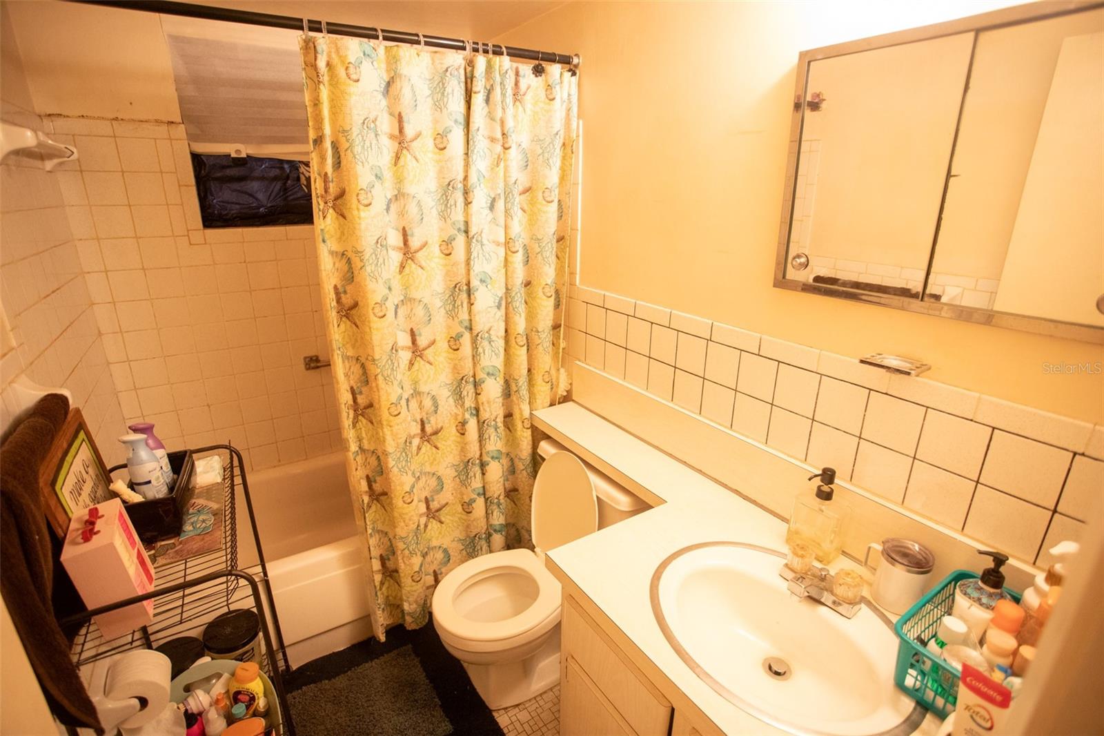 Image 4 of 7 For 5505 Hernandes Drive 108