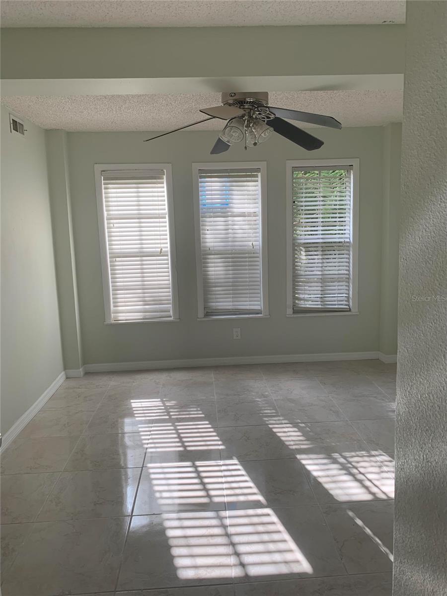 Image 10 of 25 For 7823 Bay Drive