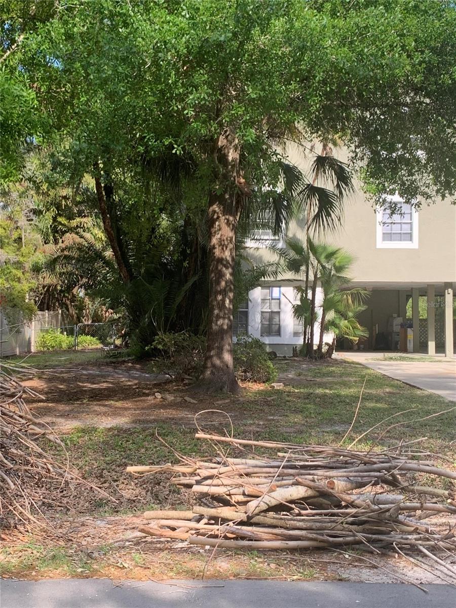 Image 15 of 25 For 7823 Bay Drive