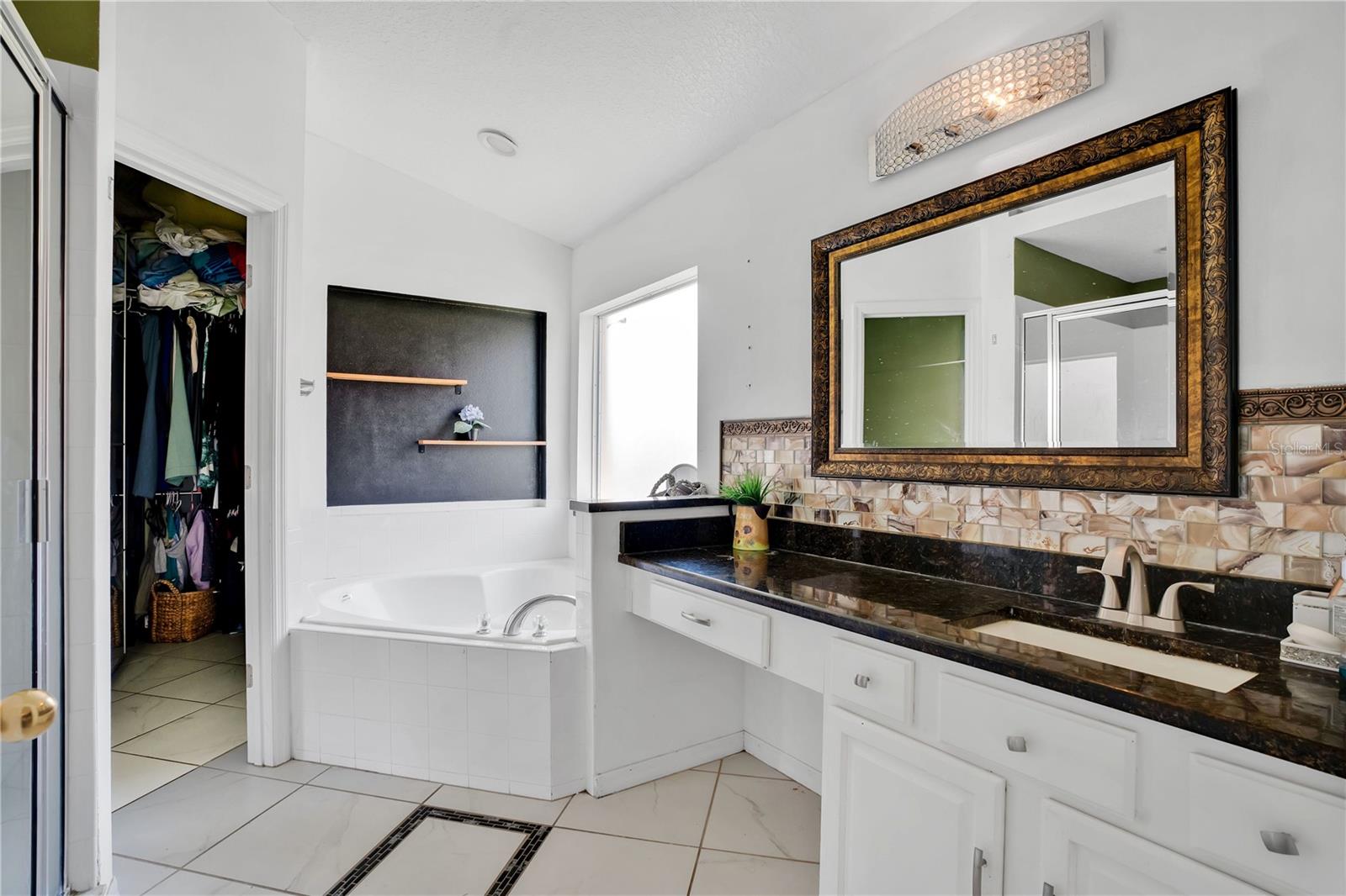 Image 11 of 20 For 119 Hypolita Avenue