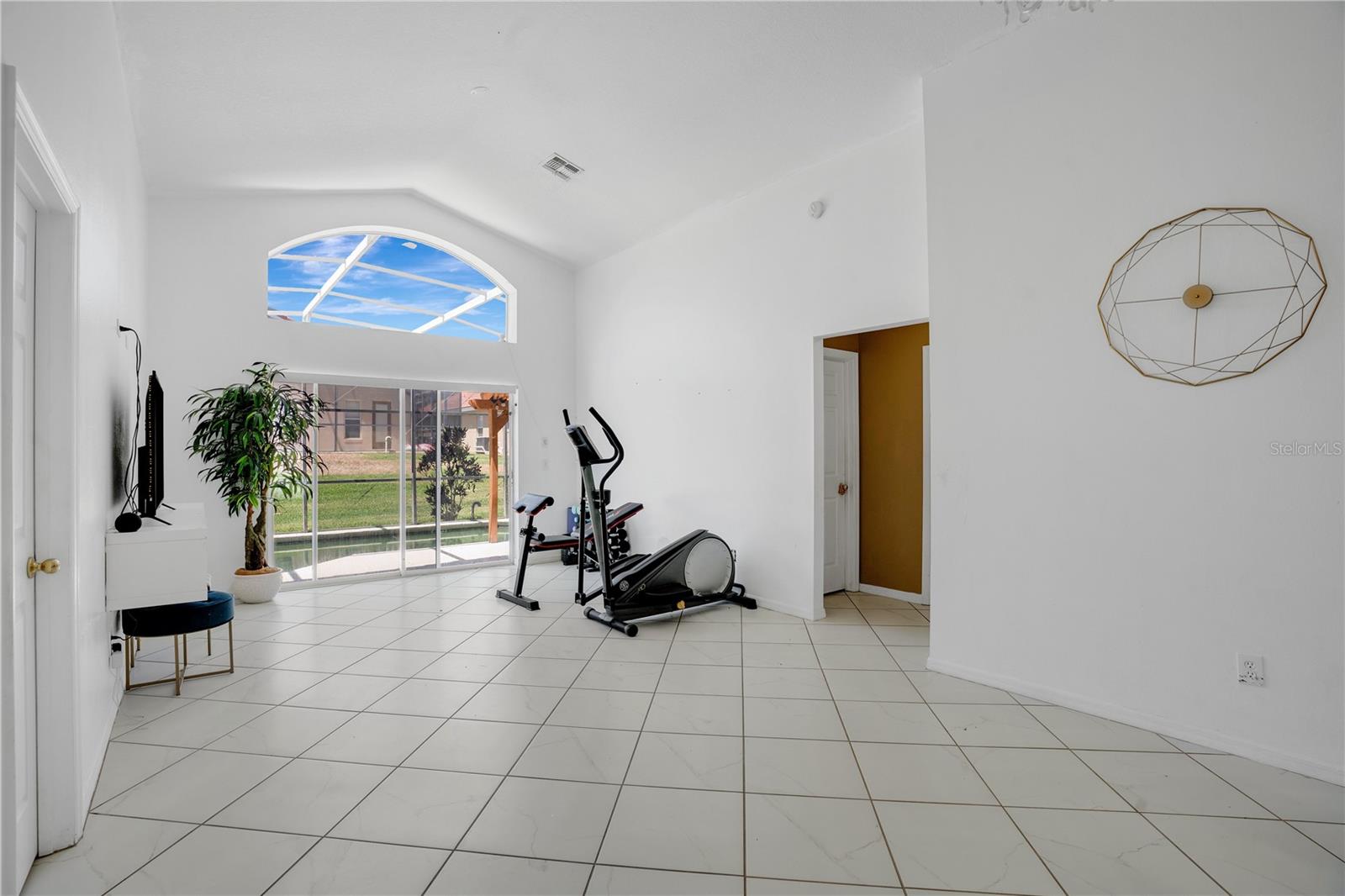 Image 6 of 20 For 119 Hypolita Avenue