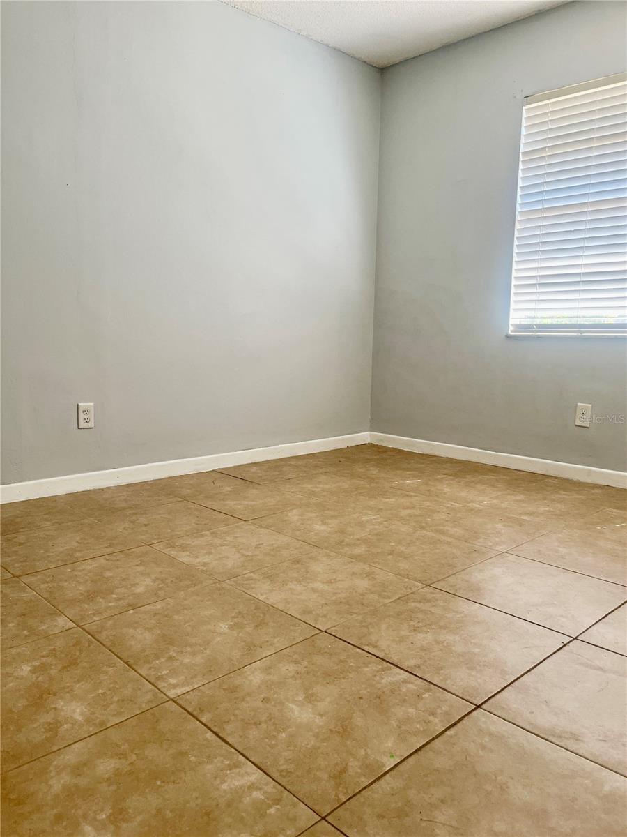 Image 13 of 16 For 235 Crabtree Avenue