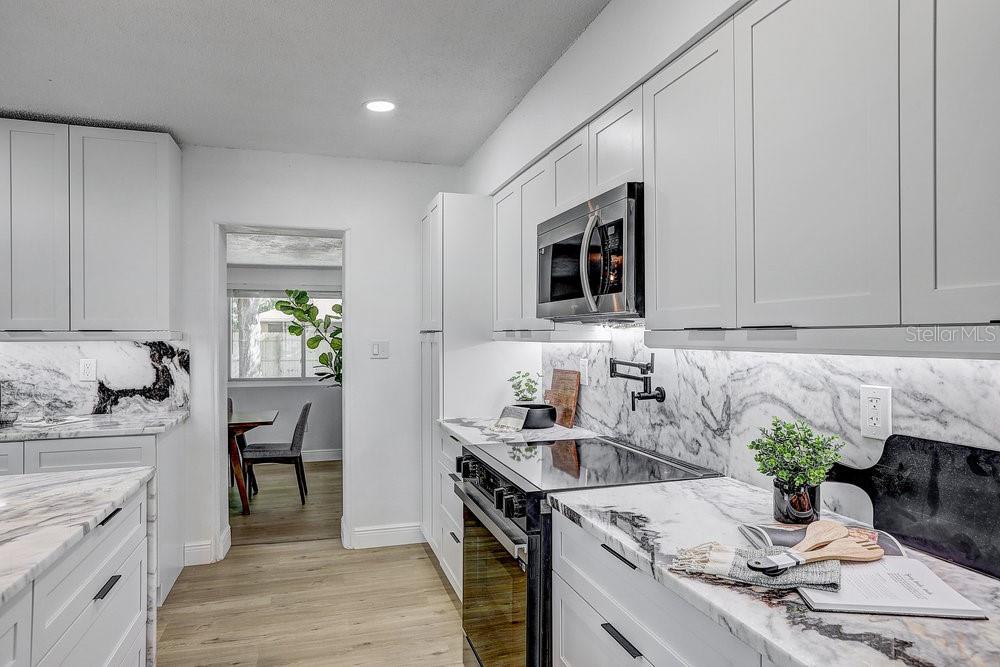 Image 16 of 46 For 1807 49th Avenue W