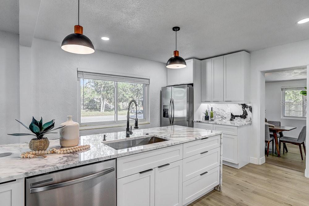 Image 18 of 46 For 1807 49th Avenue W