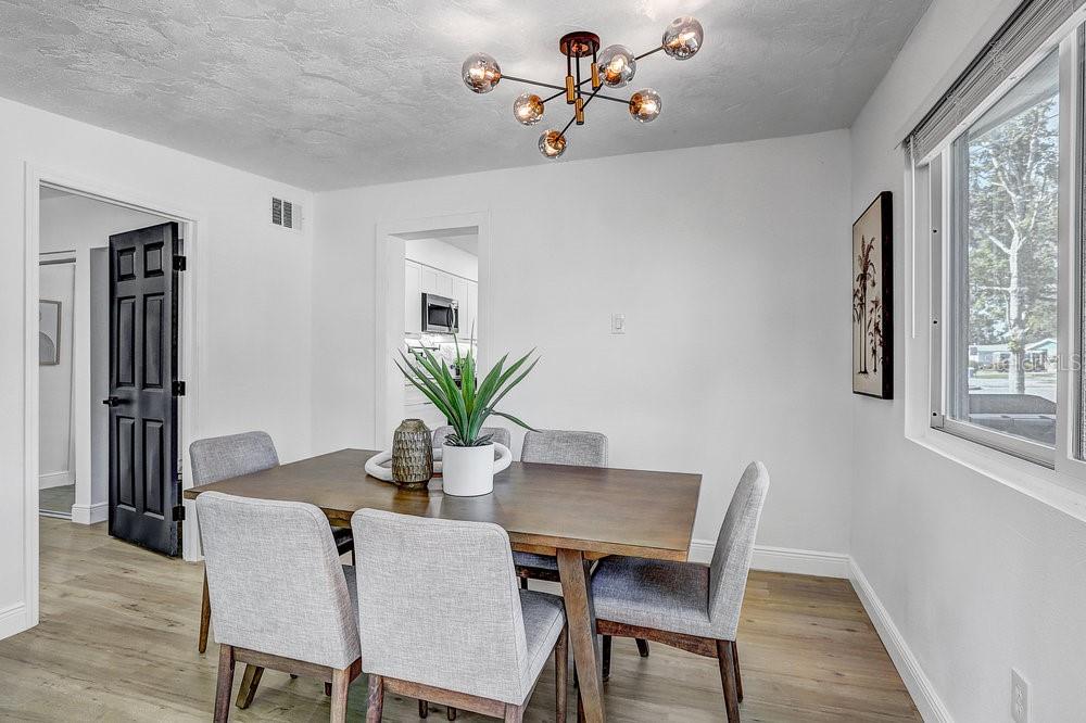 Image 36 of 46 For 1807 49th Avenue W