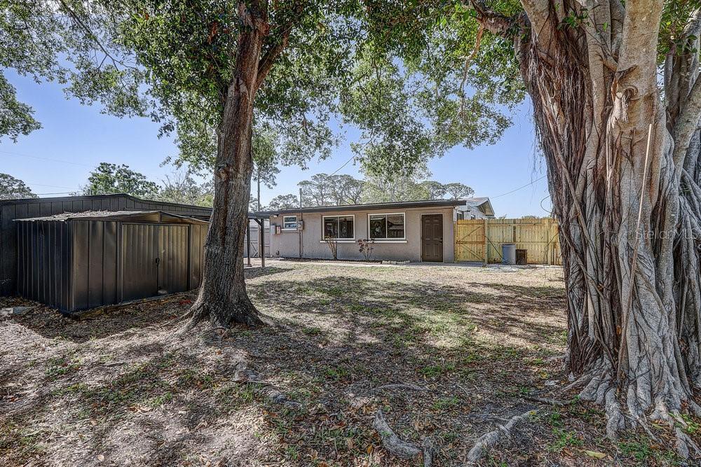 Image 43 of 46 For 1807 49th Avenue W