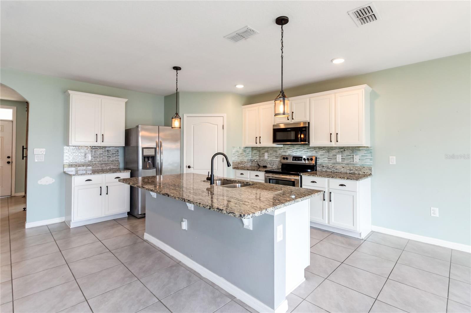 Image 11 of 64 For 1682 Bay Breeze Dr