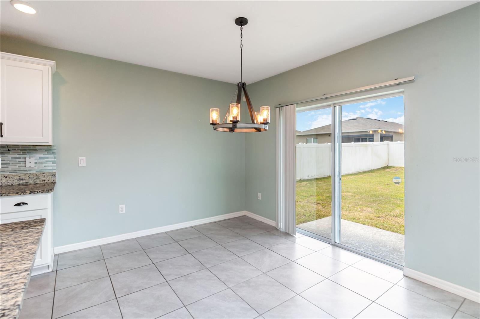 Image 18 of 64 For 1682 Bay Breeze Dr