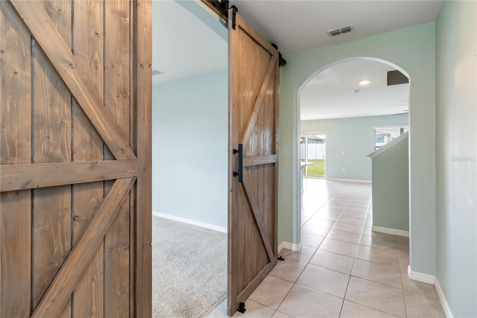 Image 4 of 64 For 1682 Bay Breeze Dr