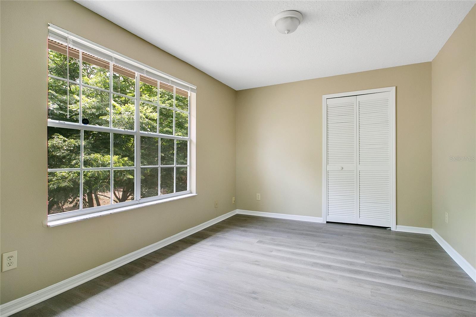 Image 18 of 31 For 2218 Lake Marion Drive