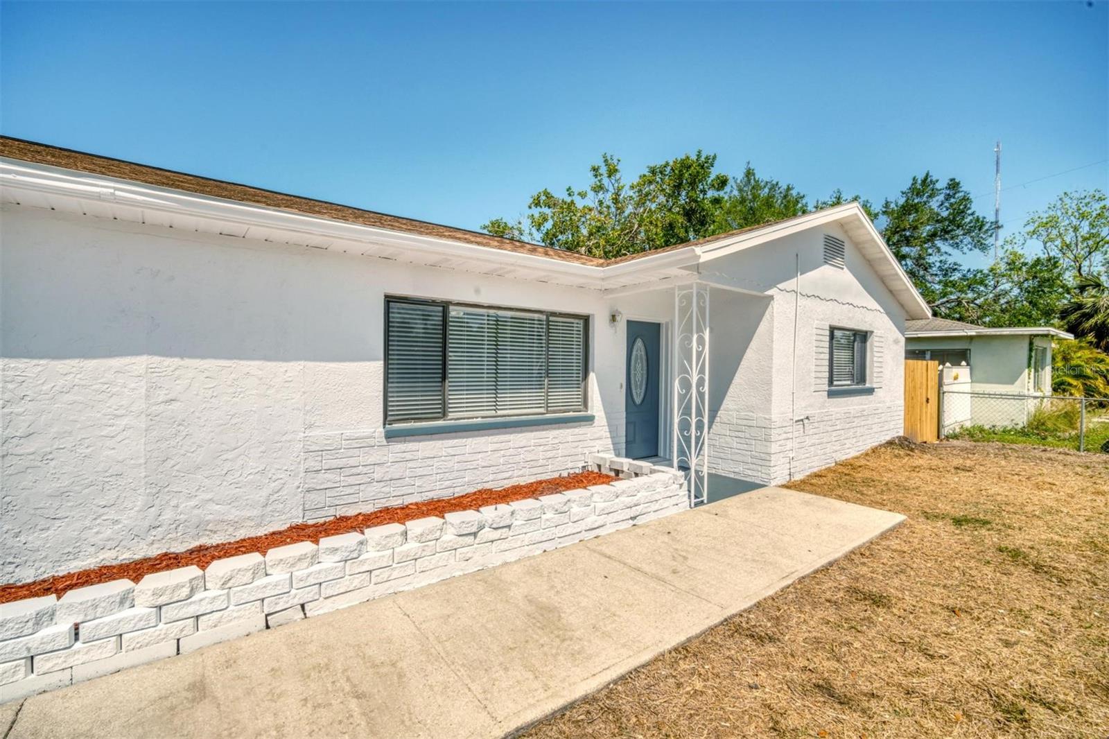 Image 21 of 25 For 7824 Starkey Road