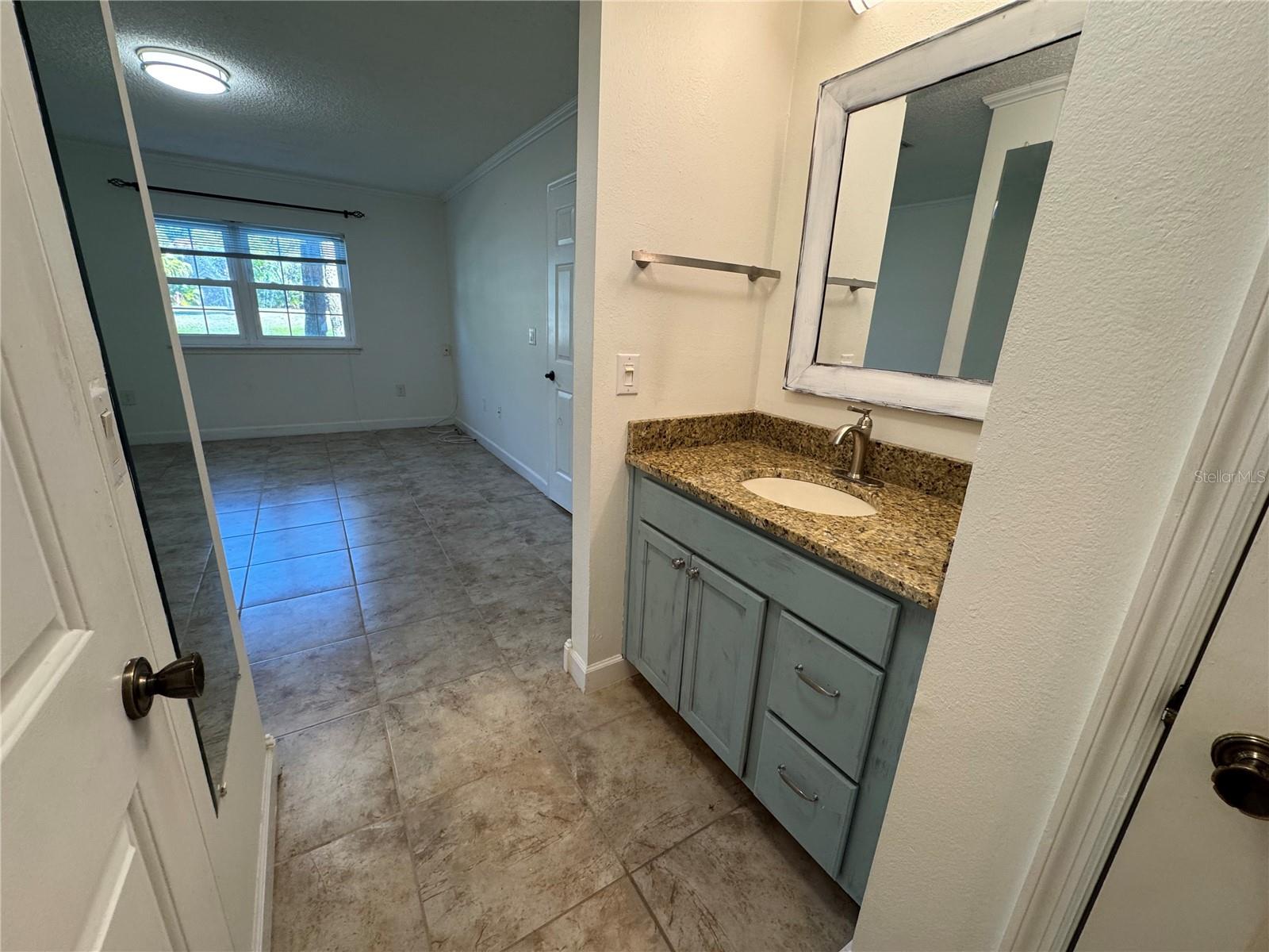 Image 15 of 23 For 2106 Clubside Drive 2106