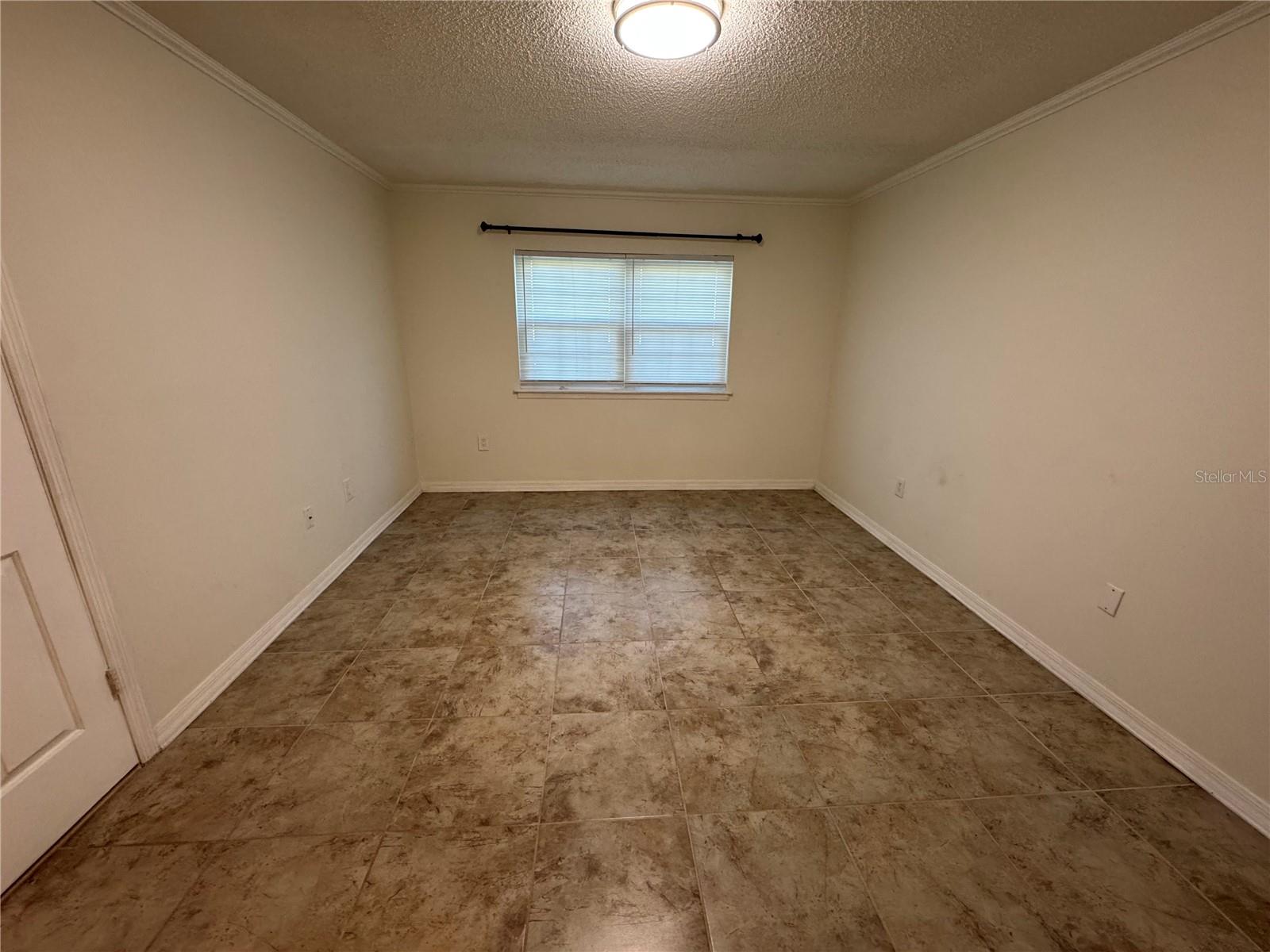 Image 17 of 23 For 2106 Clubside Drive 2106