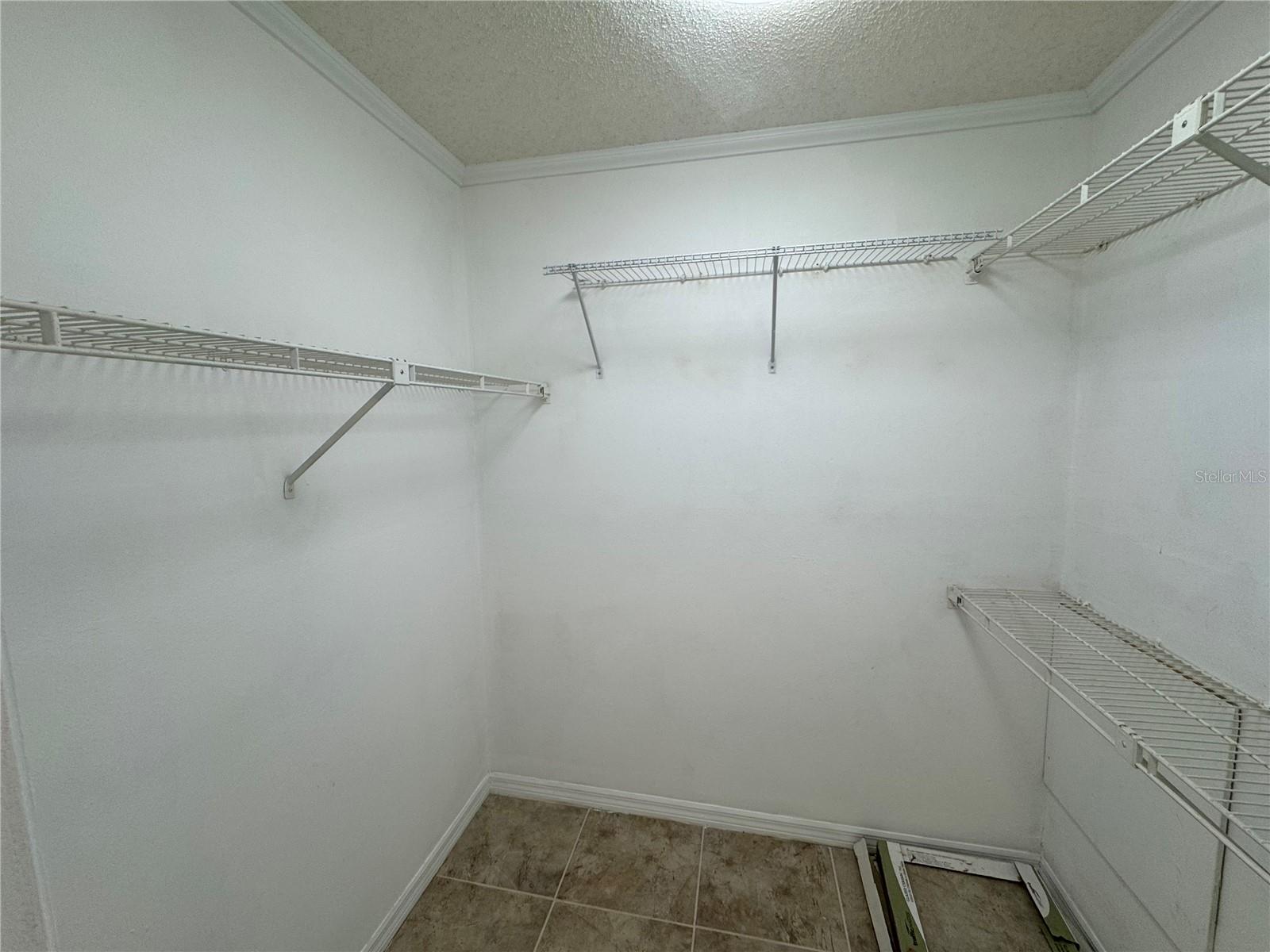 Image 18 of 23 For 2106 Clubside Drive 2106