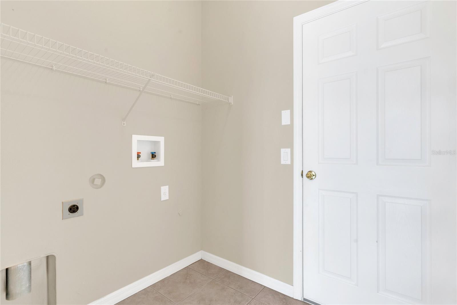 Image 14 of 34 For 4432 Huddlestone Drive