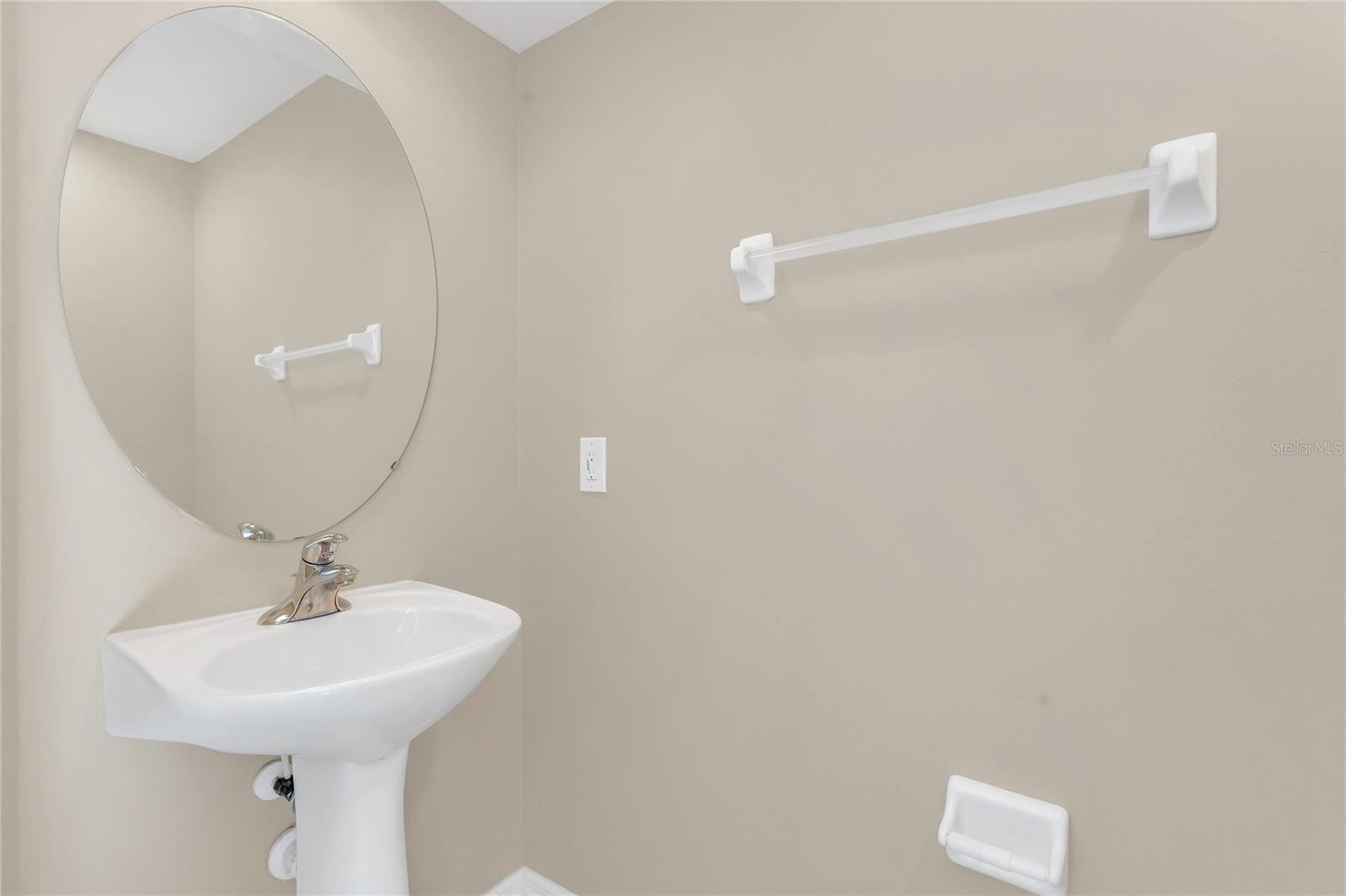 Image 15 of 34 For 4432 Huddlestone Drive