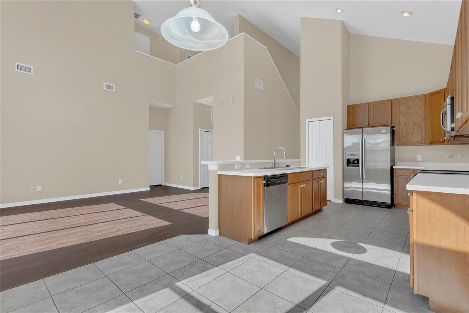 Image 9 of 34 For 4432 Huddlestone Drive