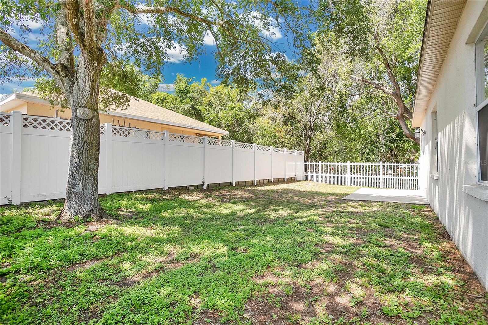 Listing photo id 14 for 12219 Hunters Lake Drive