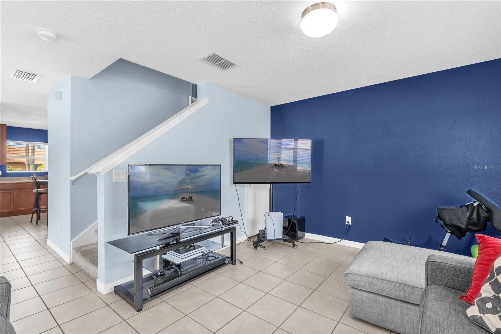 Image 4 of 30 For 2931 Puerta Del Sol Boulevard