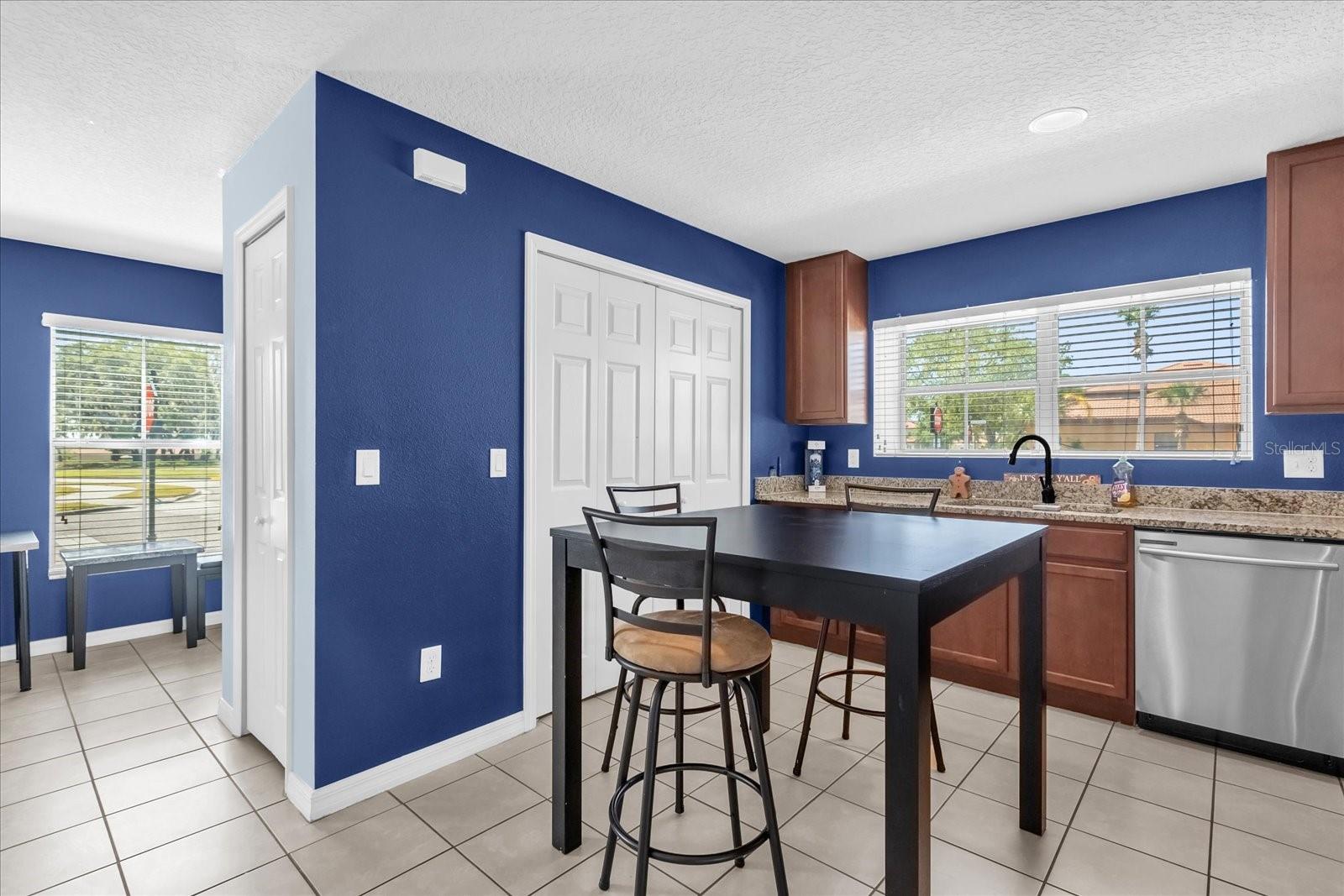 Image 8 of 30 For 2931 Puerta Del Sol Boulevard