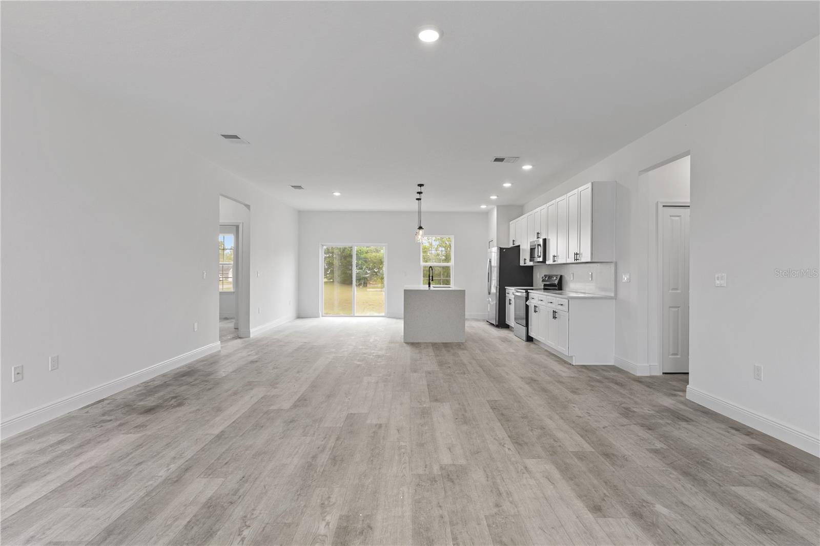 Image 2 of 21 For 15046 48th Avenue