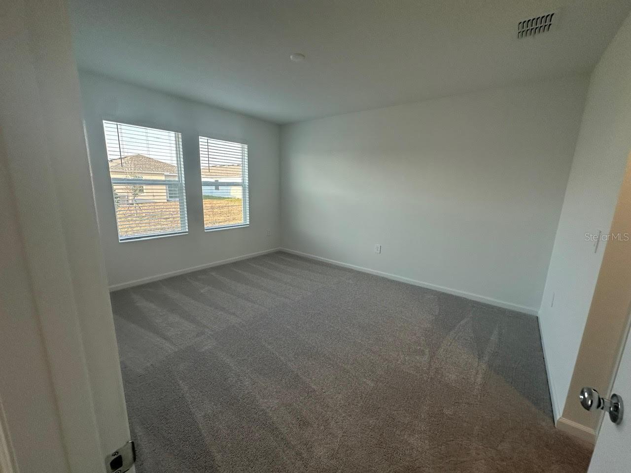 Image 12 of 31 For 5645 Loggia Lane