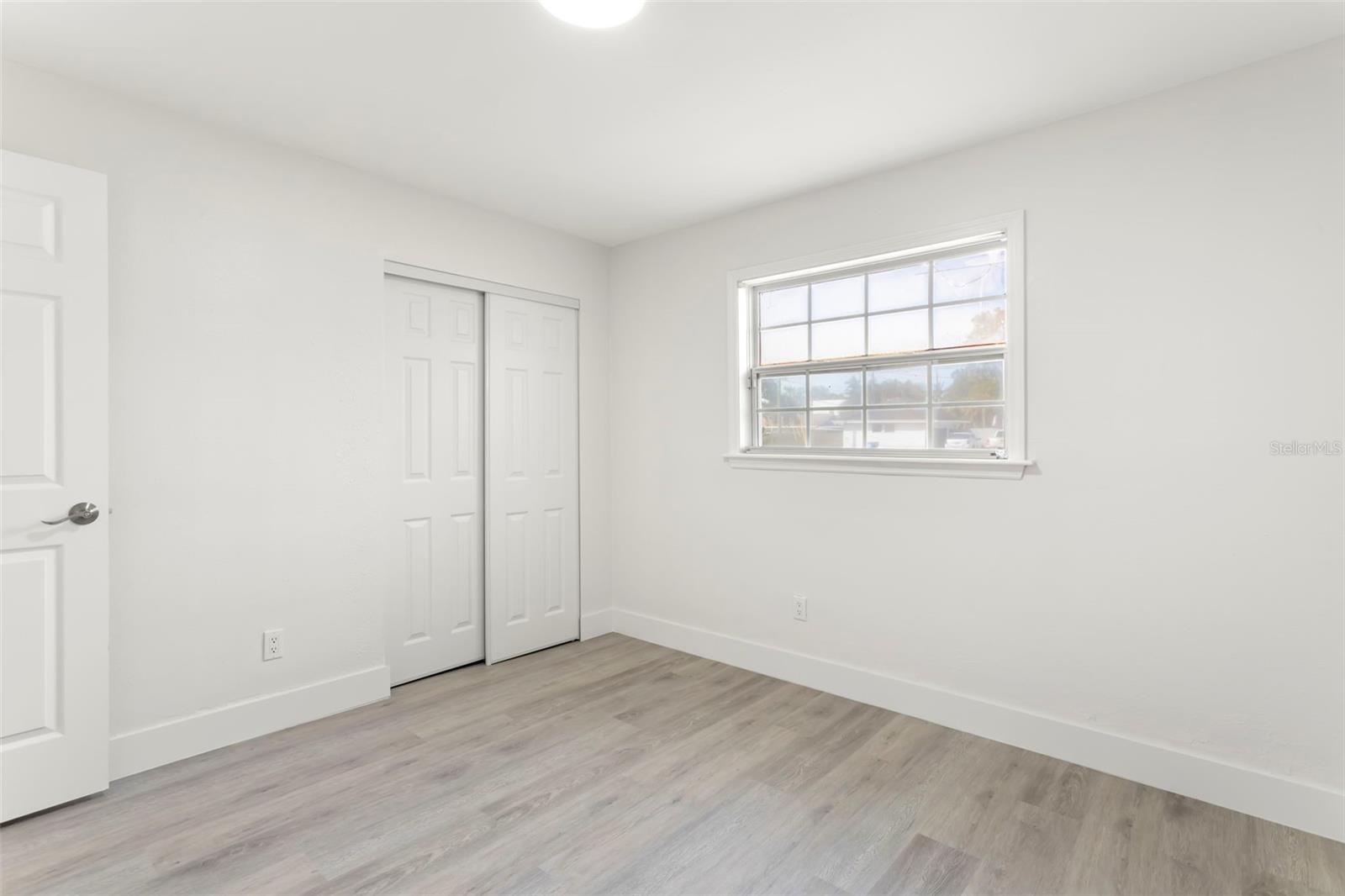Image 22 of 25 For 1524 Arizona Avenue Ne