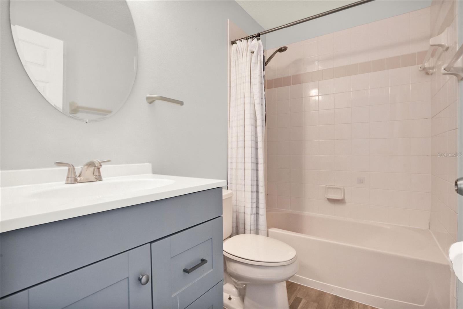 Image 33 of 61 For 162 Harwood Circle