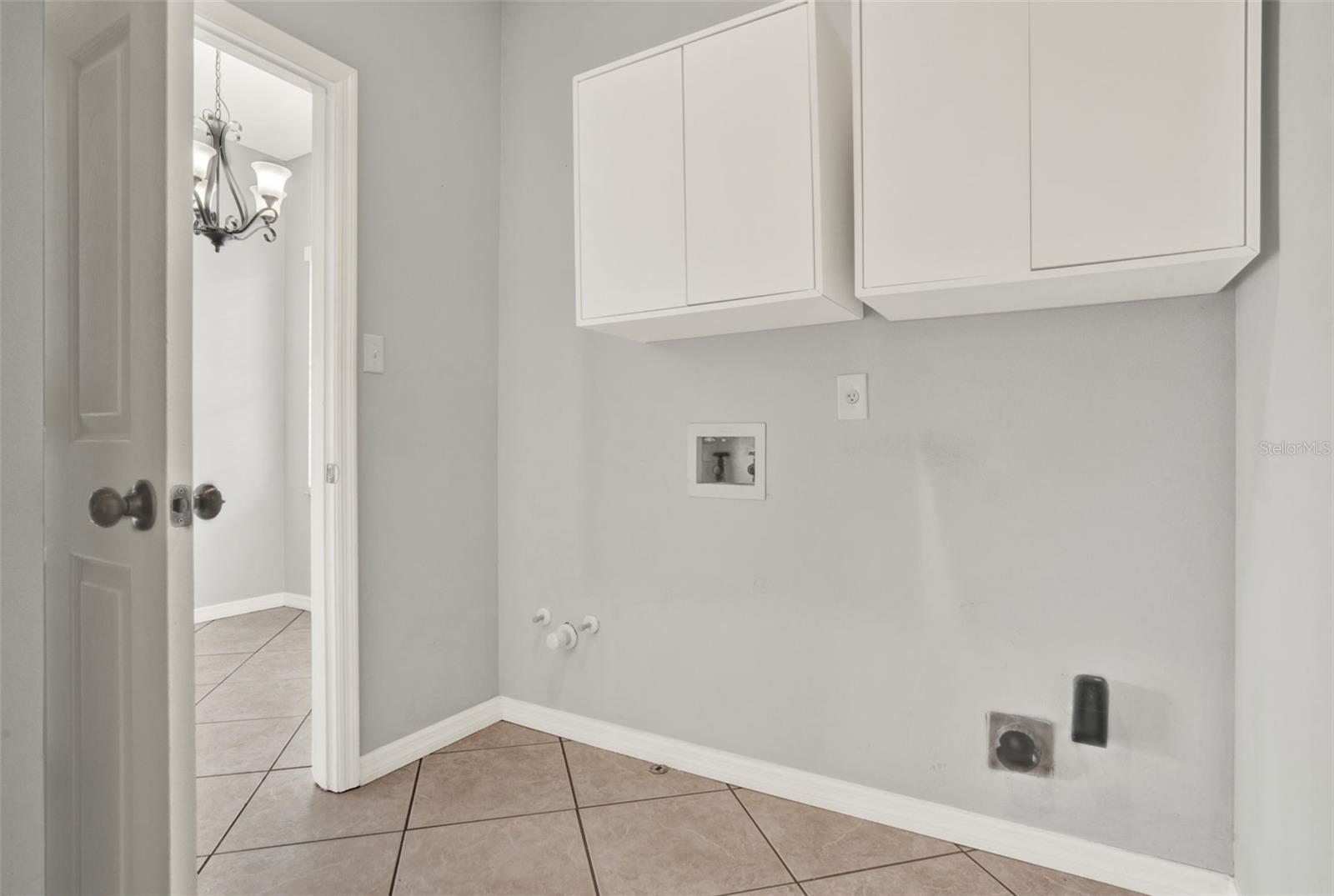 Image 40 of 61 For 162 Harwood Circle