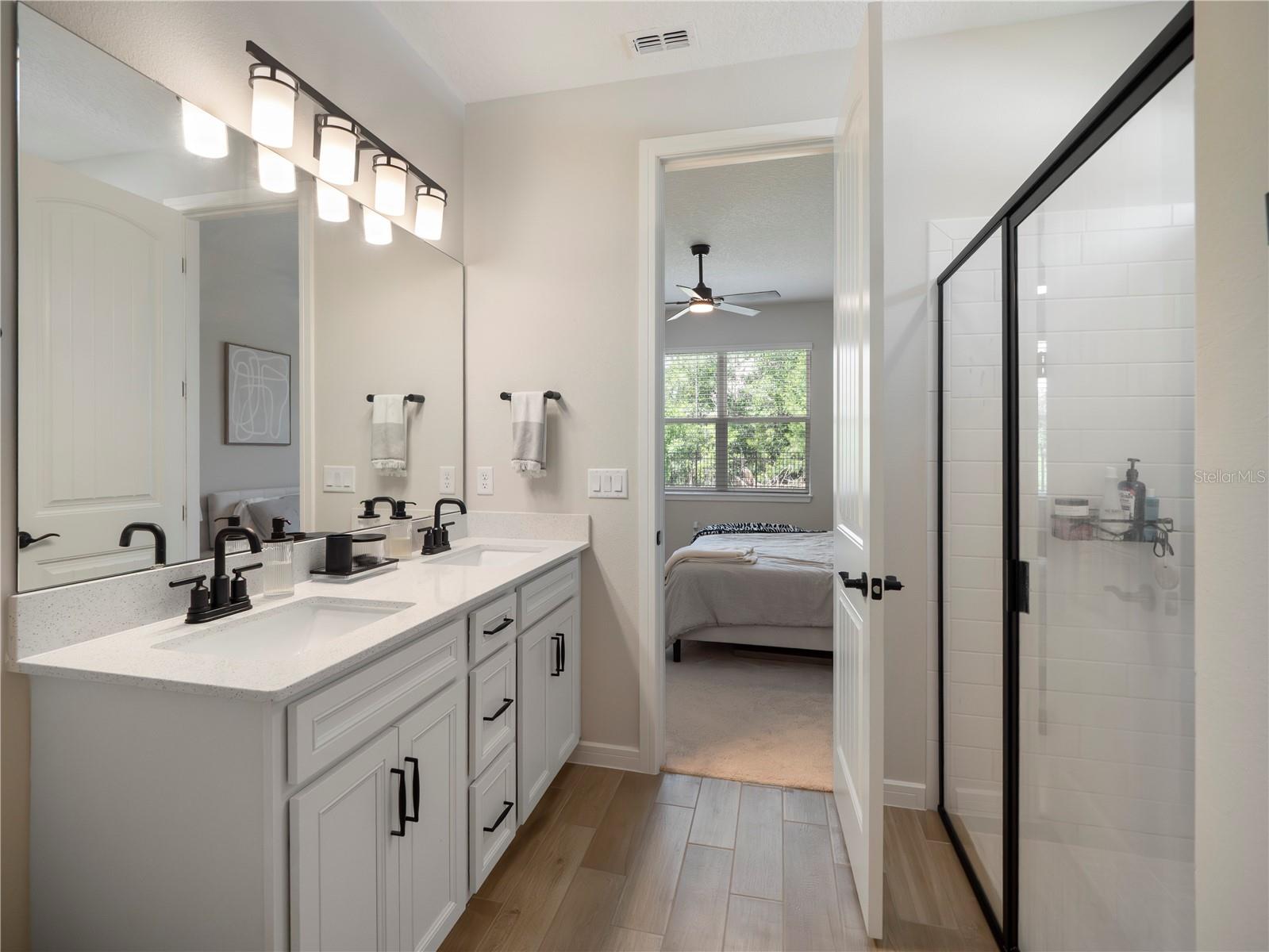Image 18 of 31 For 3009 Green Park Drive