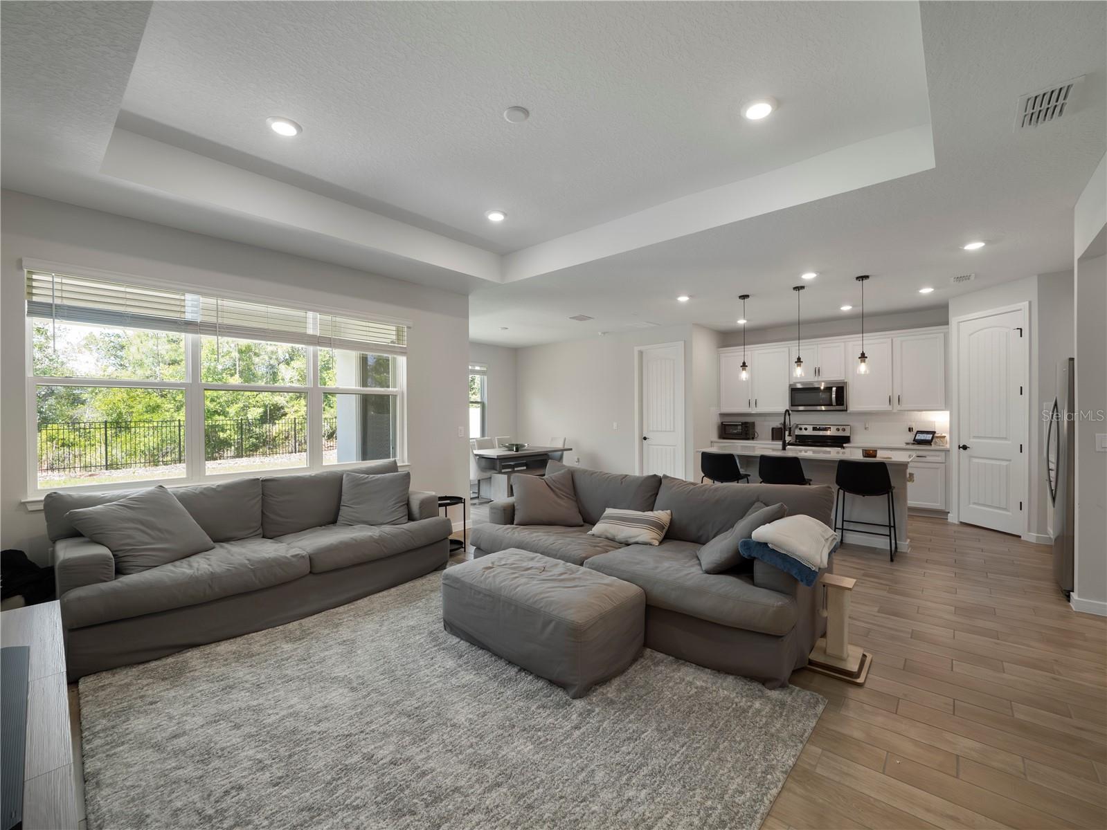 Image 3 of 31 For 3009 Green Park Drive