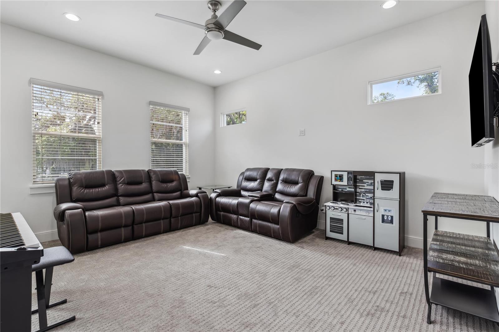 Image 30 of 52 For 2202 Lake Sylvan Oaks Court