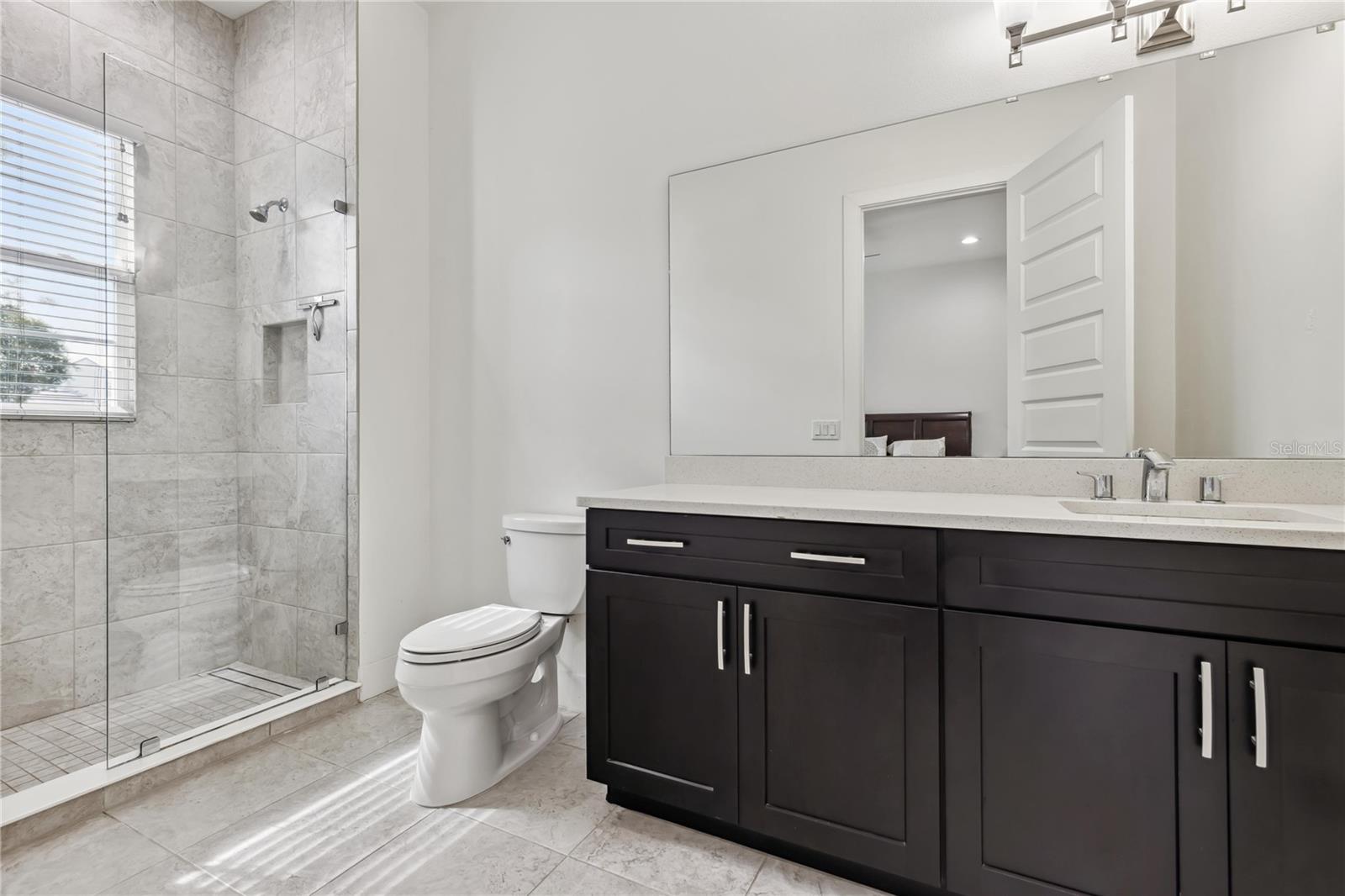 Image 33 of 52 For 2202 Lake Sylvan Oaks Court