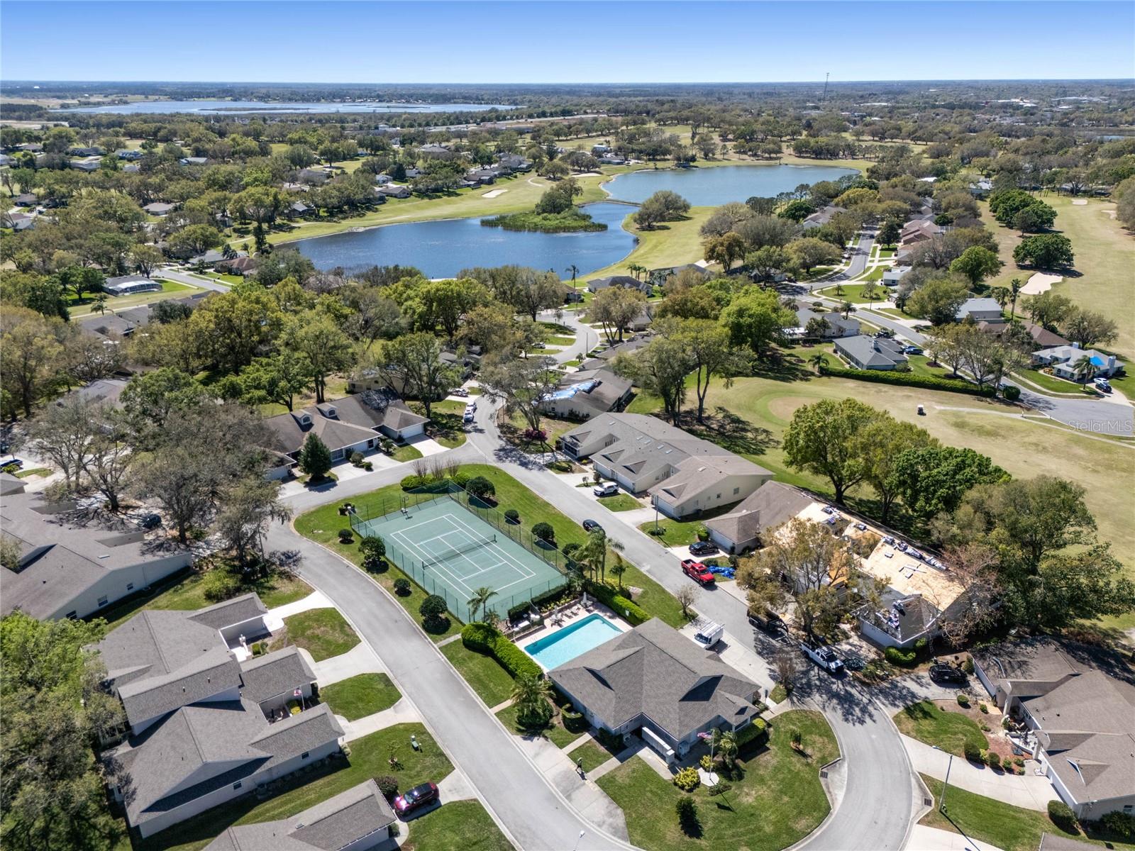 Image 20 of 21 For 8722 Village Green Boulevard
