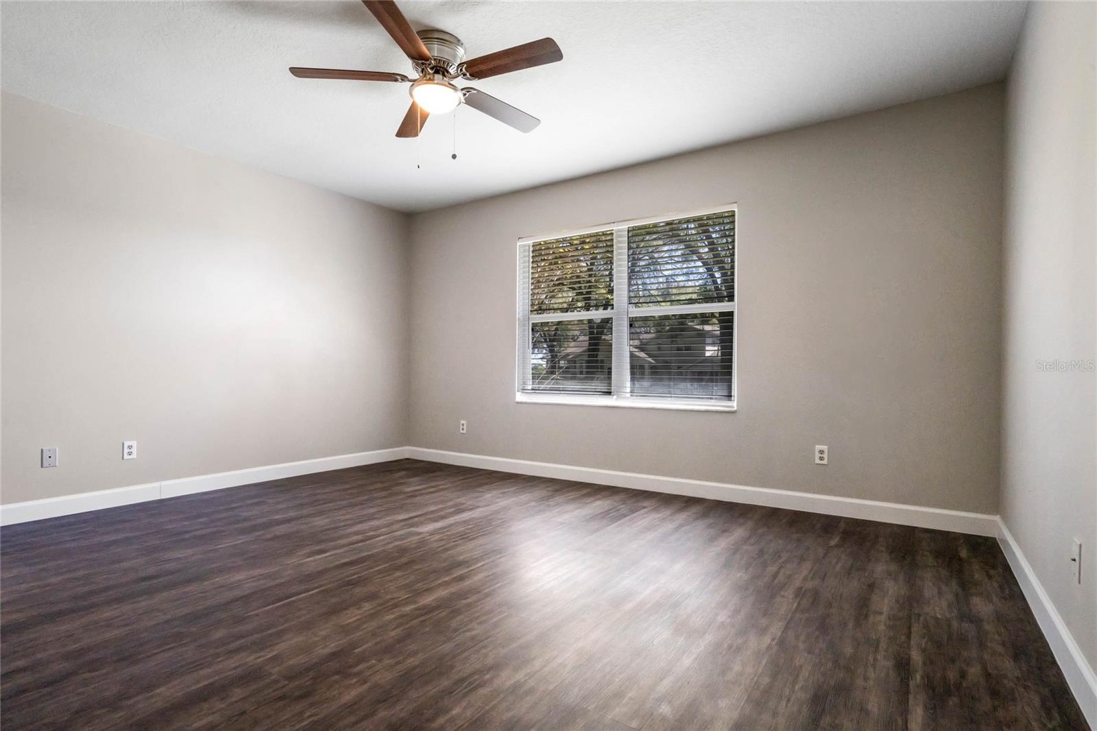 Image 9 of 21 For 8722 Village Green Boulevard
