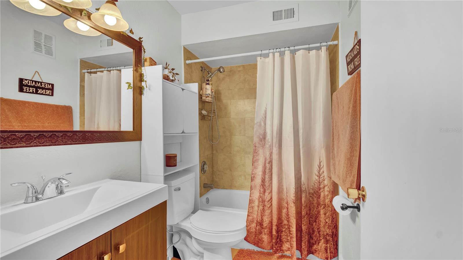Image 20 of 37 For 4367 Thornbriar Lane 105