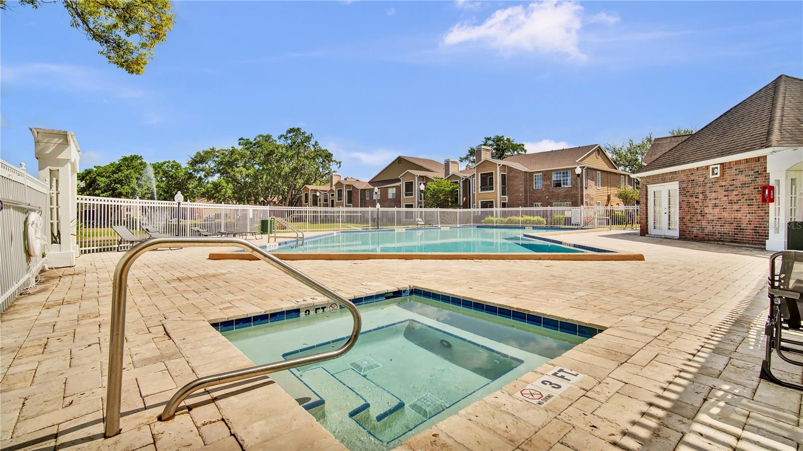 Image 24 of 37 For 4367 Thornbriar Lane 105