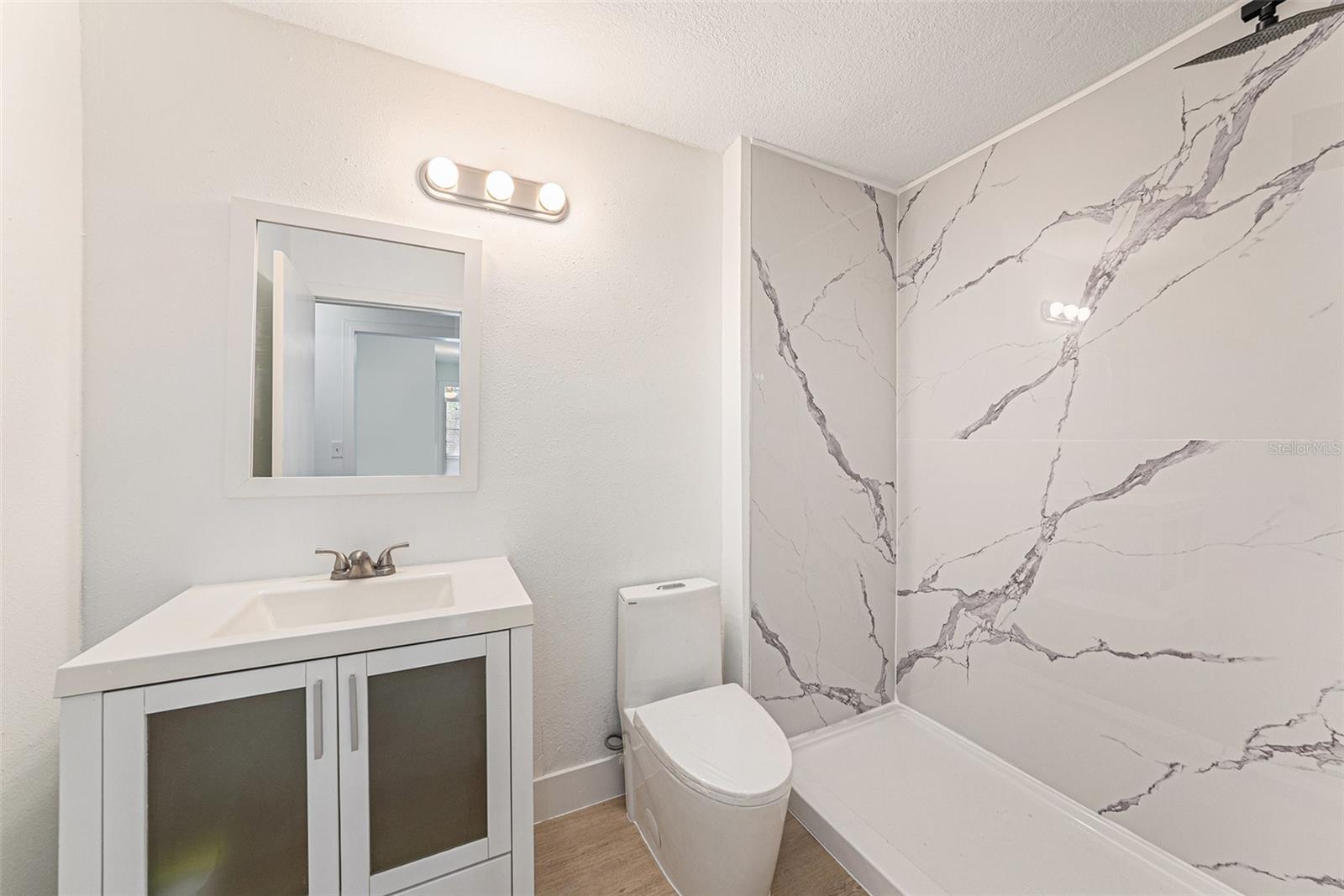 Listing photo id 18 for 11901 4th Street N 2107