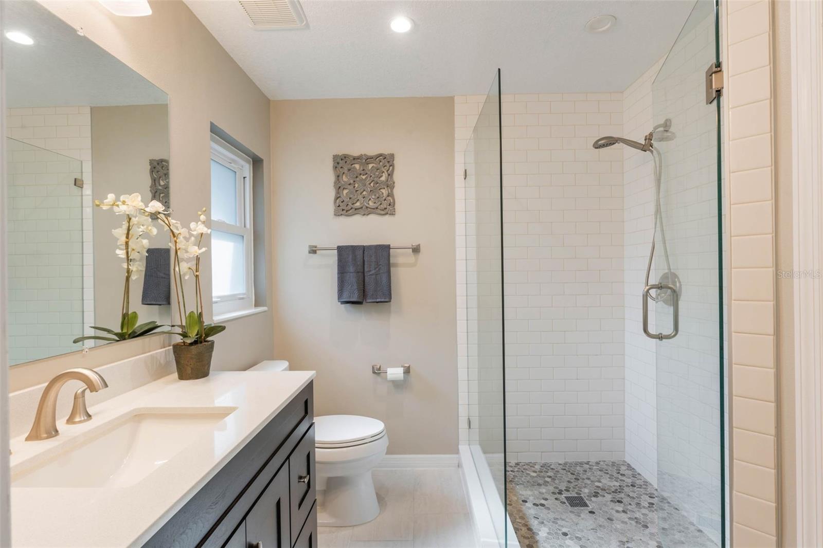 Image 21 of 42 For 624 Dunraven Drive