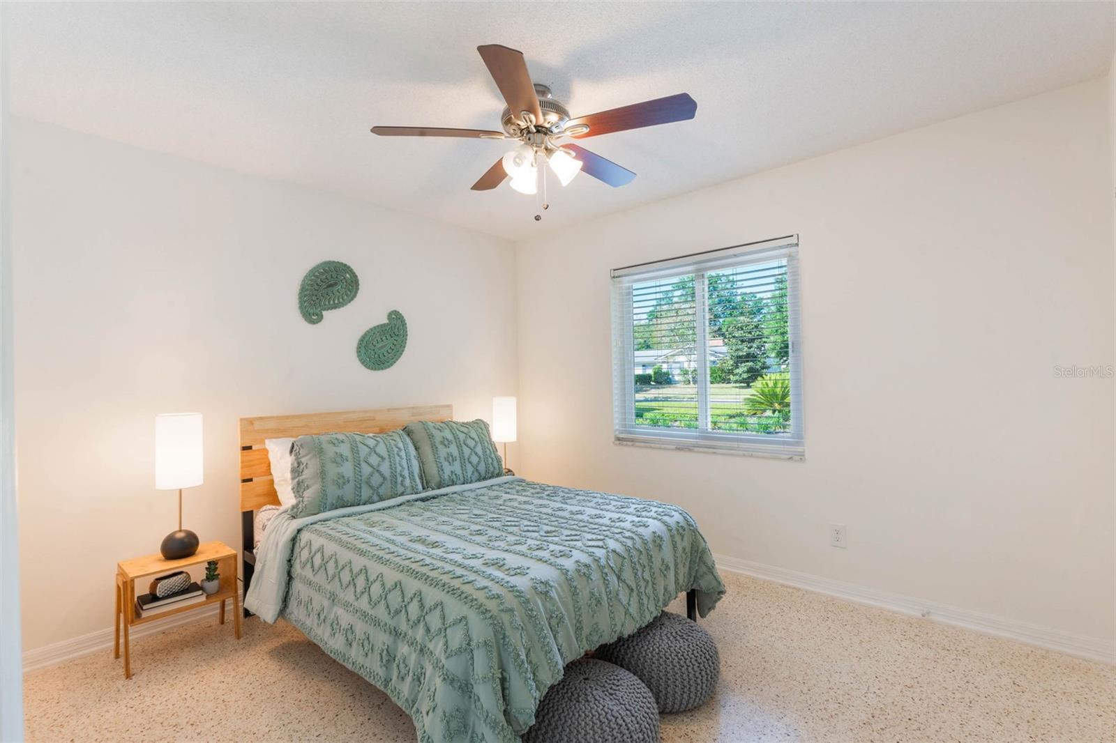 Image 23 of 42 For 624 Dunraven Drive