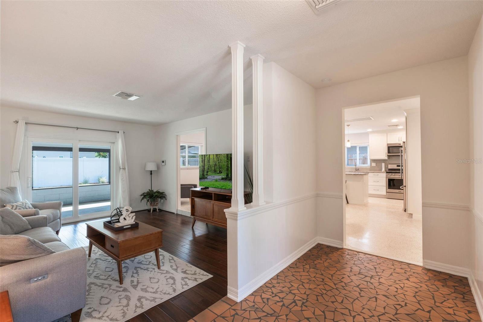 Image 3 of 42 For 624 Dunraven Drive
