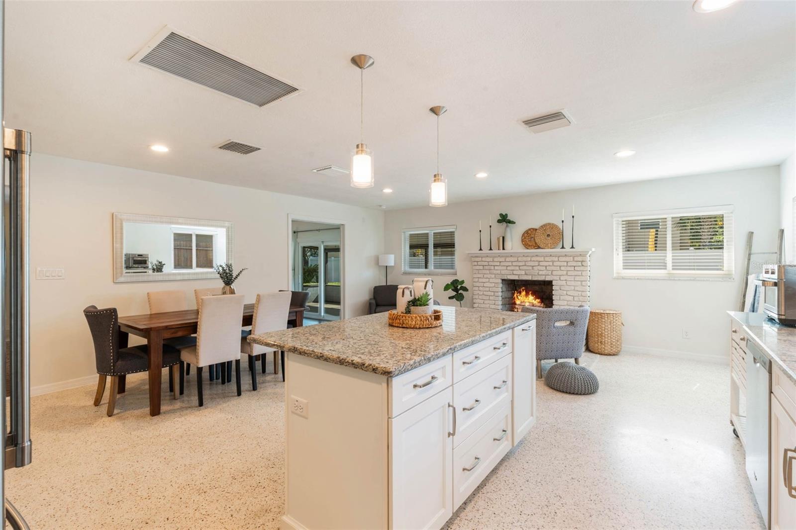 Image 6 of 42 For 624 Dunraven Drive