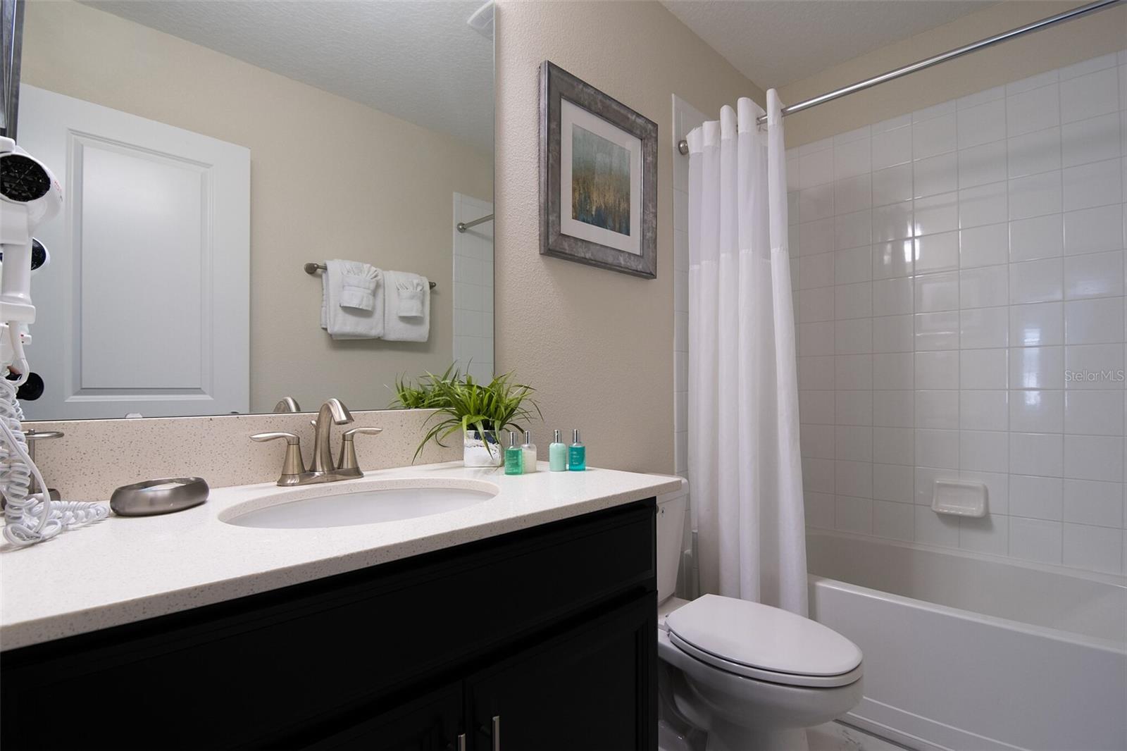Image 18 of 49 For 1521 Flange Drive