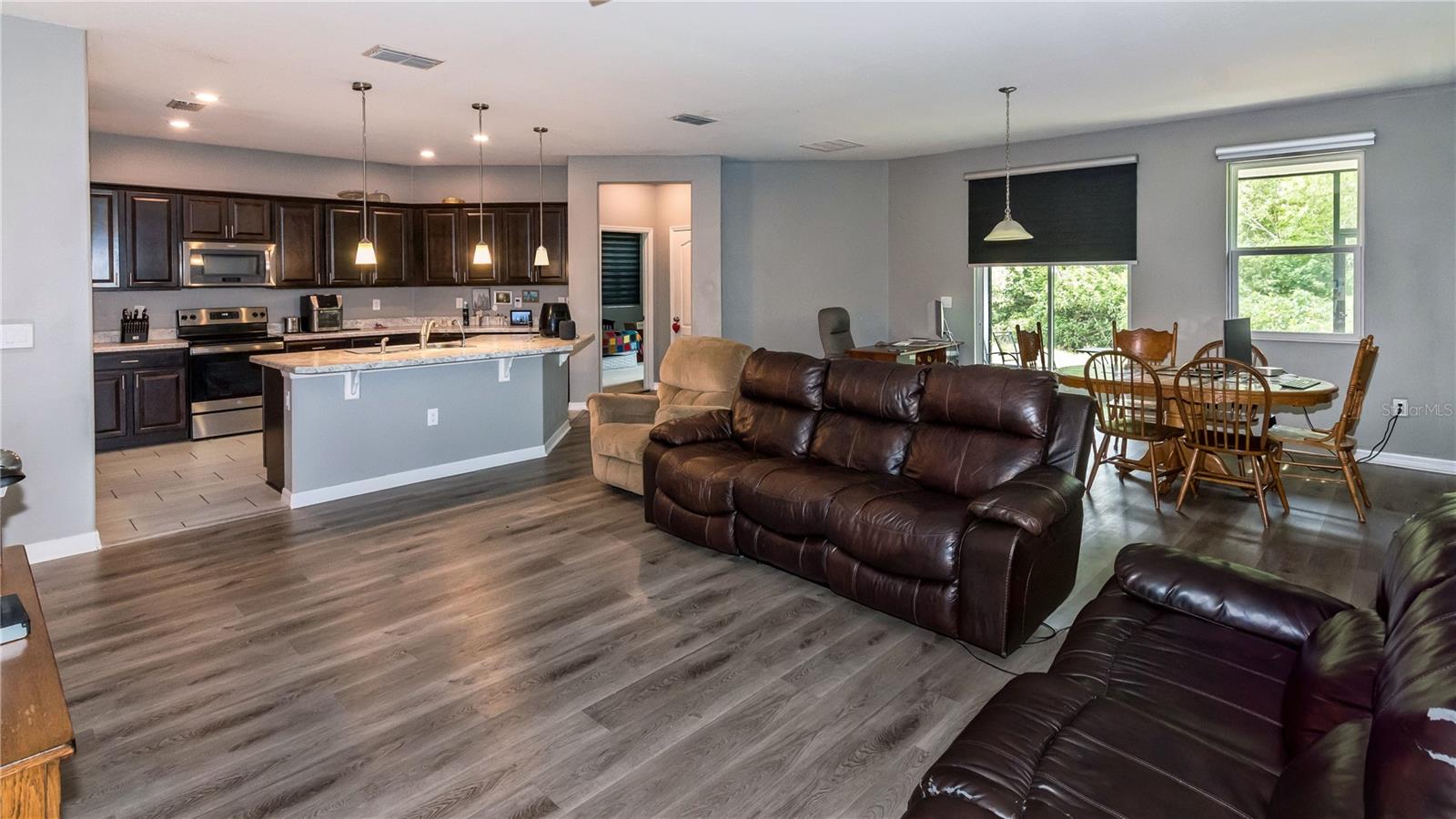 Image 11 of 47 For 2876 Boating Boulevard